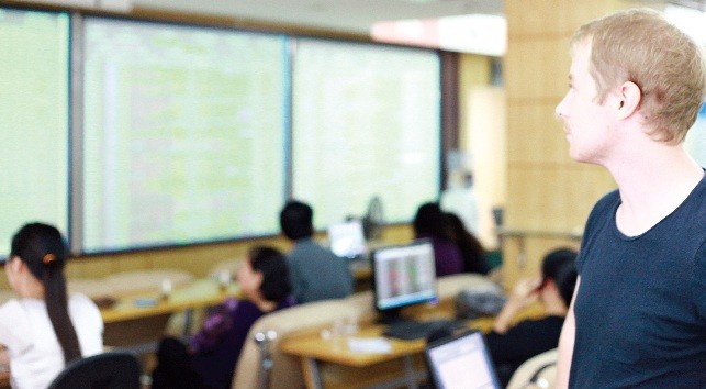 NĐT ngoại vẫn mất tới cả tháng để mở tài khoản giao dịch 99Kl99 link đăng nhập, trong khi NĐT nội chỉ cần... 5 phút