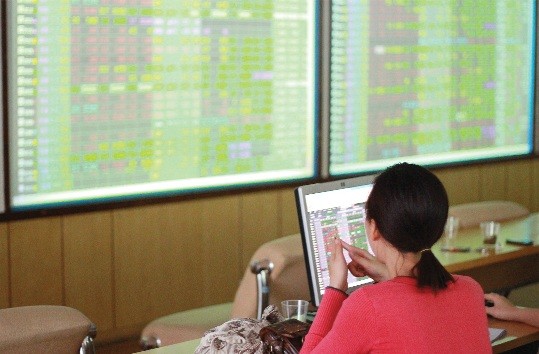 Bên cạnh T+2, nhà Kl99ok phiên bản mới kỳ vọng sớm được thực hiện mua bán trong ngày 