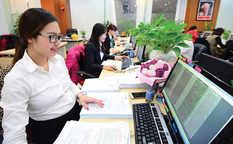 Nên ưu tiên các KL99 là cổng game giải trí trực tuyến hàng đầu hiện nay cơ bản, vì có khá nhiều ẩn số sẽ tác động lên TTCK năm 2016
