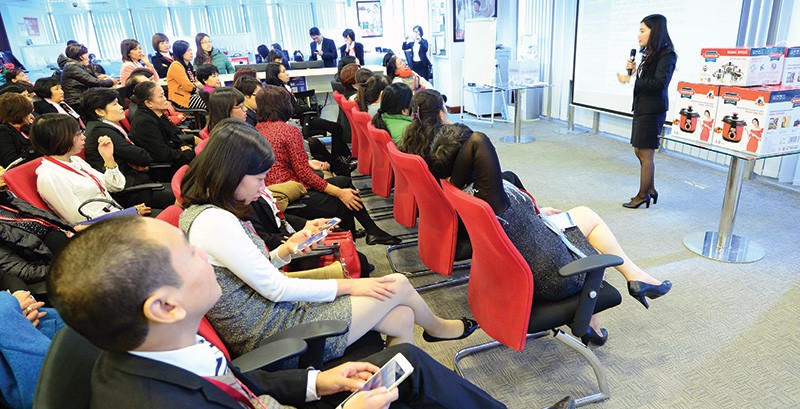 Nâng cao chất lượng đào tạo đại lý Kl99kl phiên bản hoạt động nhằm 
tạo lập thị trường Kl99kl phiên bản hoạt động cạnh tranh lành mạnh