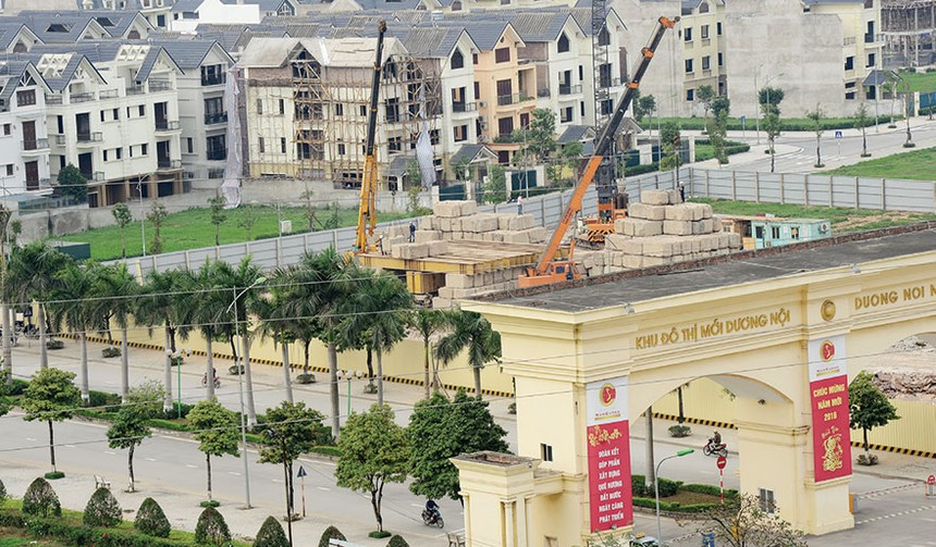 Nhiều khách hàng mua nhà liền kề, biệt thự tại Dự án Khu đô thị Dương Nội lo sợ lô đất mình đã mua bị chủ Kl99ok phiên bản mới thế chấp Link Vào Nhà Cái KL99 COM Tặng +199k.  Ảnh: Dũng Minh