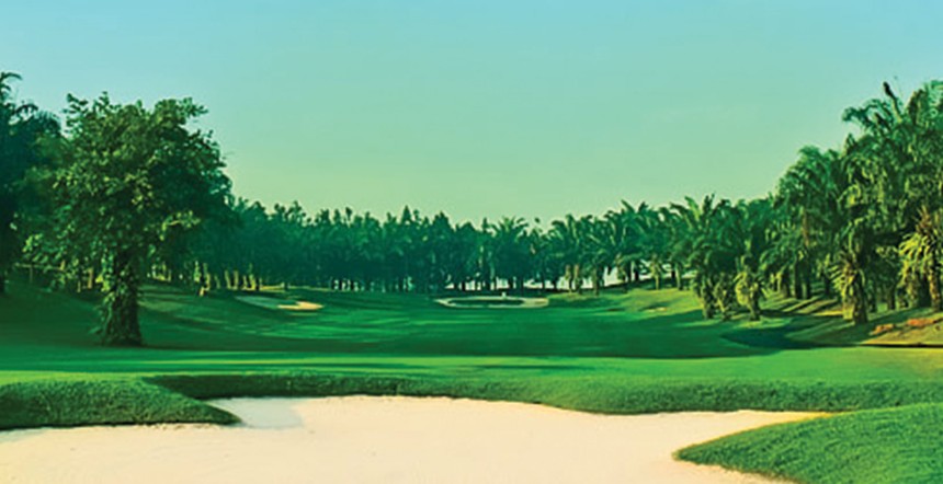 Từ năm 2007, Báo Kl99ok phiên bản mới bắt đầu tổ chức Giải golf từ thiện thường niên và thành lập Quỹ học bổng Vì trẻ em Việt Nam - Swing for the kids