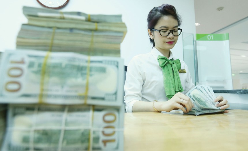 Tỷ trọng kiều hối chảy vào thị trường Web Tổng Nhà Cái 99Kl99 Giải Trí Bậc Nhất từ đầu năm 2016 đã giảm sau nhiều năm tăng liên tục.  Ảnh: Dũng Minh