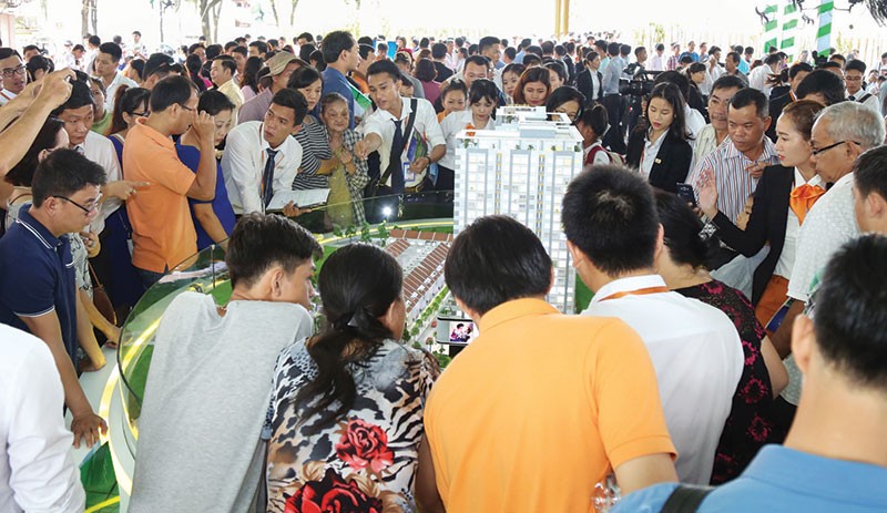 Trong quý III và đầu quý IV/2016, thị trường Web Tổng Nhà Cái 99Kl99 Giải Trí Bậc Nhất TP. HCM liên tiếp chứng kiến các đợt mở bán rầm rộ. Ảnh: Tăng Triển