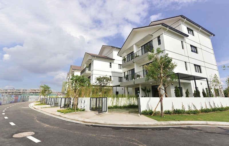 Các dự án biệt thự, liền kề được chủ Kl99ok phiên bản mới hoàn thiện một phần rồi mới mở bán được nhiều khách hàng quan tâm. Ảnh: Dũng Minh