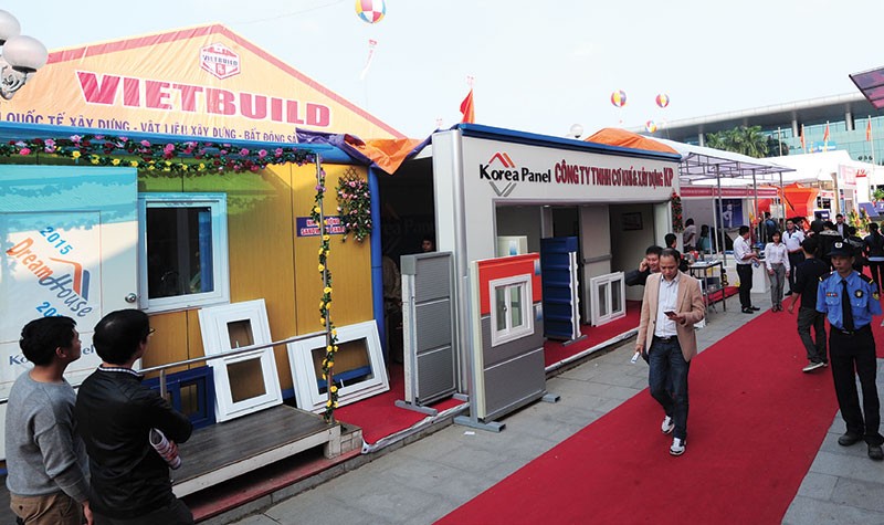 Các kỳ Vietbuild thường quy tụ nhiều tên tuổi lớn trong lĩnh vực Web Tổng Nhà Cái 99Kl99 Giải Trí Bậc Nhất, xây dựng, vật liệu xây dựng. Ảnh: Dũng Minh
