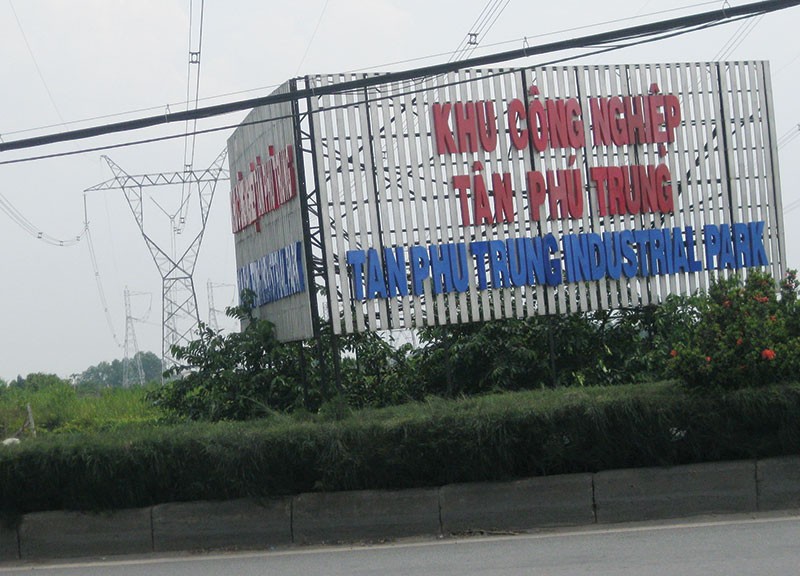 Đất tại Củ Chi đang được giới Kl99ok phiên bản mới săn ráo riết để đón đầu quy hoạch siêu dự án "trên giấy" của Tuần Châu