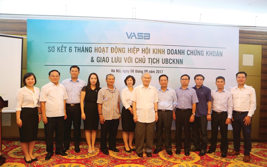 Một trong những nội dung được đề cập tại cuộc gặp của VASB với Chủ tịch UBCK ngày 8/8/2017 là câu chuyện cần sự hợp sức của các công ty 99Kl99 link đăng nhập lớn xây TTCK Kl99com thể thao, casino, nổ hũ, bắn cá