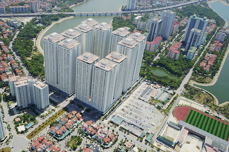 Việc điều chỉnh quy hoạch tùy tiện và chia nhỏ các khu đất cho nhiều chủ Kl99ok phiên bản mới đang “băm nán” bộ mặt đô thị Hà Nội. Ảnh: Dũng Minh