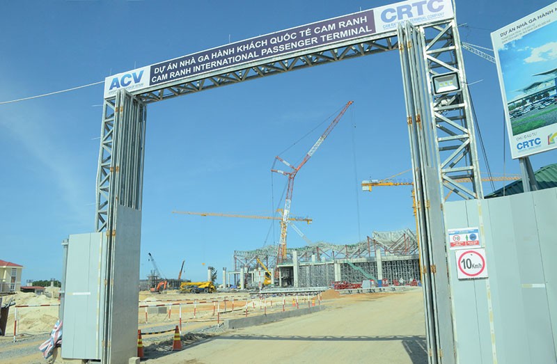 Nhà ga hành khách quốc tế Cảng Hàng không Cam Ranh được nâng cấp, mở rộng là cú hích lớn cho Web Tổng Nhà Cái 99Kl99 Giải Trí Bậc Nhất Cam Ranh. Ảnh: Hà Minh
