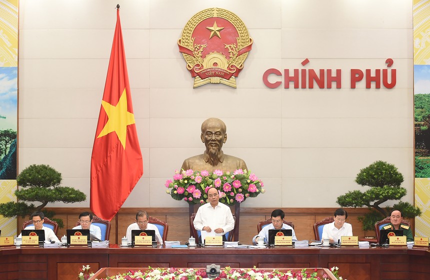 Thủ tướng Nguyễn Xuân Phúc phát biểu phiên họp Kl993 ưu đãi thưởng hấp dẫn thường kỳ tháng 9 (Ảnh: VGP/Quang Hiếu)