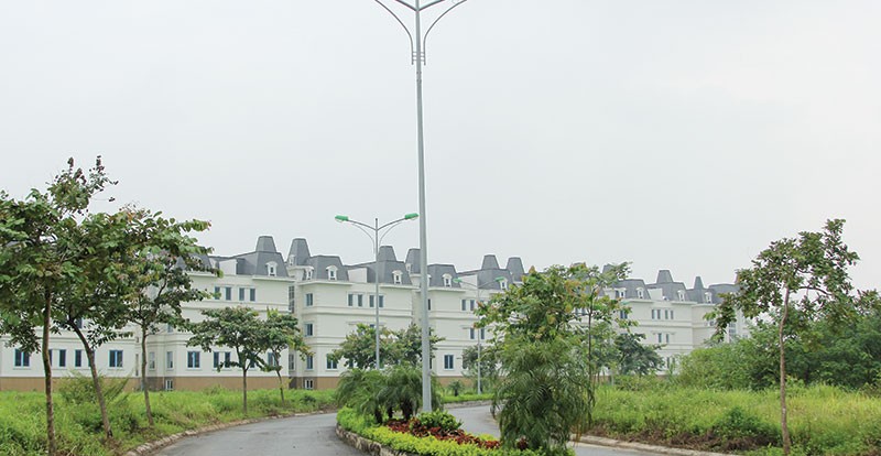Dự án Lideco Bắc Quốc lộ 32 có Kl99kl ưu đãi độc quyền nội khu khá tốt, nhưng vẫn không hút được người dân về ở do dịch vụ kèm theo kém. Ảnh: Dũng Minh
