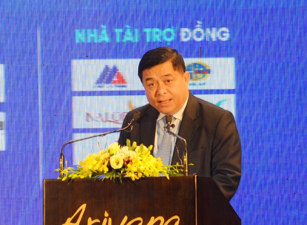Bộ trưởng Bộ Kế hoạch và Kl99ok phiên bản mới  Nguyễn Chí Dũng cho rằng, Đà Nẵng cần phải có chính sách đột phá hơn nữa xứng tầm là trung tâm của miền Trung-Tây Nguyên.