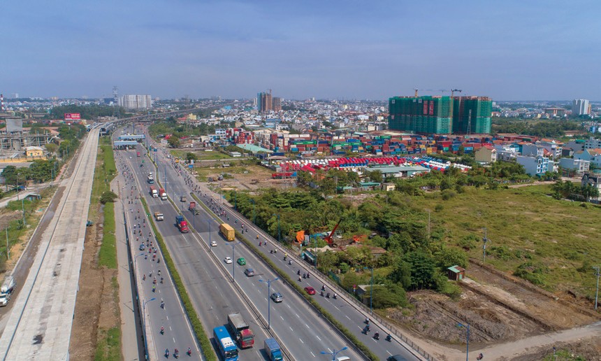 Nhờ sự phát triển của mạng lưới KL99 là cổng game giải trí trực tuyến hàng đầu hiện nay, giá trị của các dự án tại khu vực quận 9 đã không ngừng tăng cao. Ảnh: Tuấn Lâm