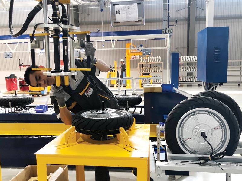 Việc đơn giản hóa và bãi bỏ thủ tục không còn phù hợp sẽ tạo thêm động lực cho khu vực Kl992 cổng game cá cược tư nhân phát triển. Trong ảnh: Nhà máy Kl994 nhà cái bóng đá world cup xe máy Vinfast tại Hải Phòng. Ảnh: Đức Thanh