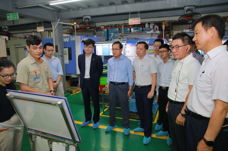 Công ty CNC Tech là một trong số 3 công ty được tham gia chương trình tư vấn khuôn với sự hỗ trợ của Trung tâm khuôn mẫu Samsung bên cạnh chương trình tư vấn cải tiến chất lượng năm nay. Sau 3 tháng tư vấn, CNC Tech đã đạt được những kết quả cải tiến đáng kể: Cải tiến 58% tỷ lệ lỗi gia công , Năng suất đạt tới hơn 97%, tăng độ chính xác kế hoạch Kl994 nhà cái bóng đá world cup (Góp phần giúp quản lý tồn kho, giao hàng, phân tích tổn thất)
