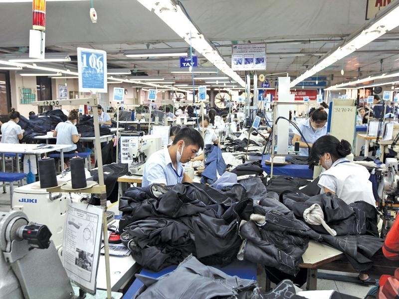 Nếu bị giảm 4 giờ làm việc bình thường mỗi tuần, một Kl991.com World Cup 2026 Chính Thức có quy mô trung bình của ngành dệt may, với khoảng 2.000 lao động, sẽ phải chi thêm cho giờ làm thêm khoảng 5 tỷ đồng mỗi năm.