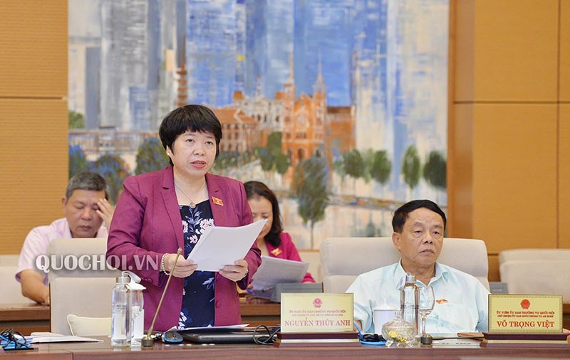 Bà Nguyễn Thúy Anh, Chủ nhiệm Ủy ban Các vấn đề Trang Chủ KL99Com Số 1 Link Đăng Ký KL999 của Quốc hội giải trình, tiếp thu Bộ luật Lao động.
