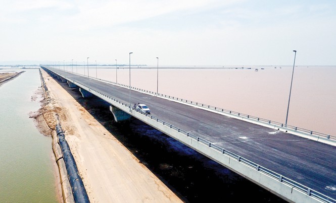 Dự án đường ô tô Tân Vũ - Lạch Huyện là hợp phần hết sức quan trọng và cần thiết trong chương trình phát triển Khu Kl992 cổng game cá cược Đình Vũ - Cát Hải.
