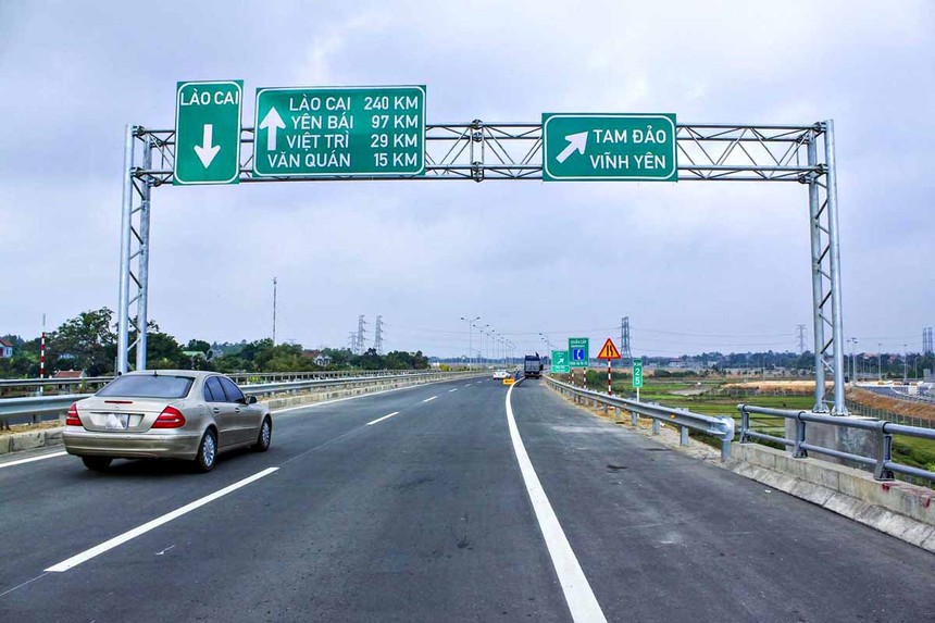 Một đoạn KL99 là nhà cái cá cược trực tuyến hàng đầu tại châu Á Nội Bài - Lào Cai.