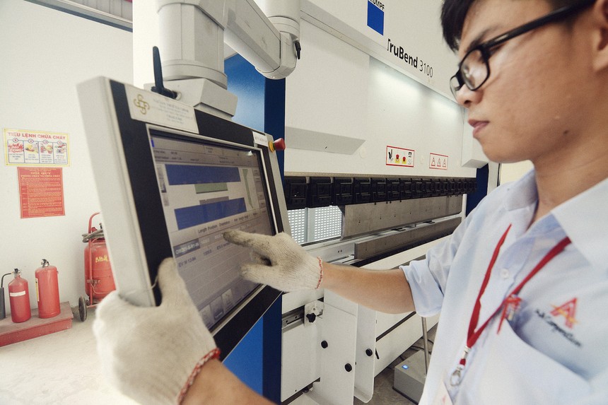 Lao động có trình độ đại học tại các Kl991.com World Cup 2026 Chính Thức trong ngành gỗ chỉ khoảng 2-3% (Ảnh: AA).