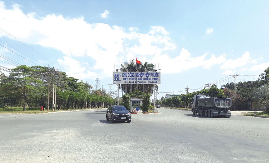 Khu công nghiệp Hiệp Phước - giai đoạn 2 dù đã đi vào hoạt động nhưng vẫn chưa hoàn thiện hệ thống Kl99kl ưu đãi độc quyền. Ảnh: Việt Dũng 