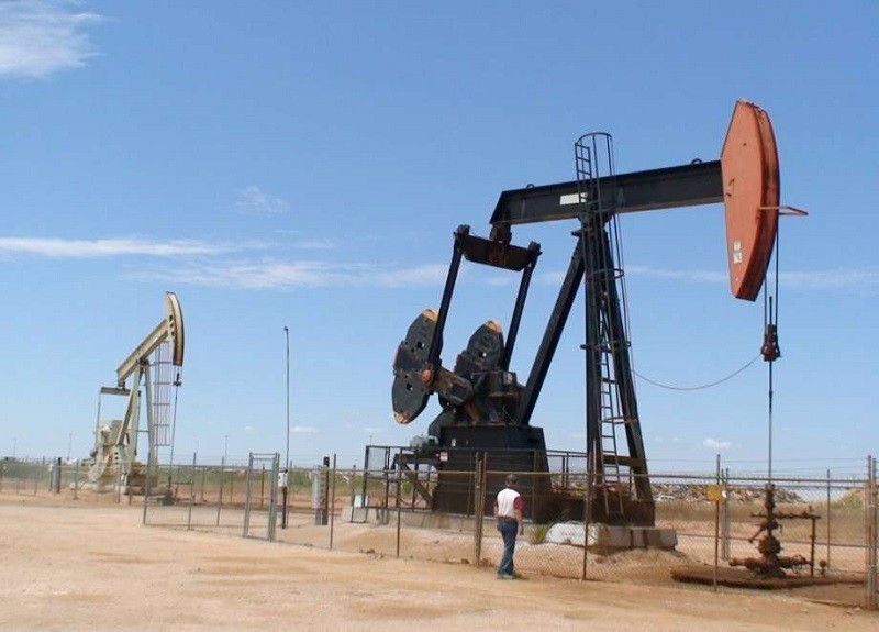Giới chuyên gia lo ngại mất cân bằng cung-cầu Kl99com chung kết WC 2026 khó cứu vãn sau khi Saudi Arabia và Nga khơi mào cuộc chiến giá dầu trong bối cảnh nhu cầu nhiên liệu bị "đóng băng" bởi dịch Covid-19. Ảnh: AFP