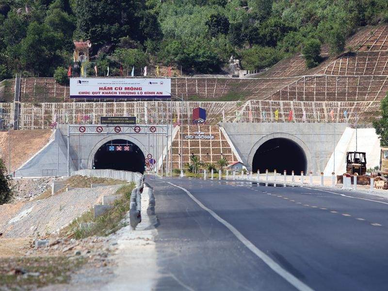 Lĩnh vực Kl99ok phiên bản mới PPP tiếp tục được đề nghị thu hẹp, chỉ tập trung ở những lĩnh vực trọng tâm, trọng điểm. Trong ảnh: Hầm đường bộ Cù Mông. Ảnh: Đức Thanh