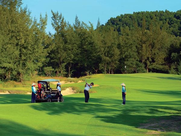 Kl992 VIP Trang Chủ 2026 sân golf thoát “vòng kim cô” quy hoạch