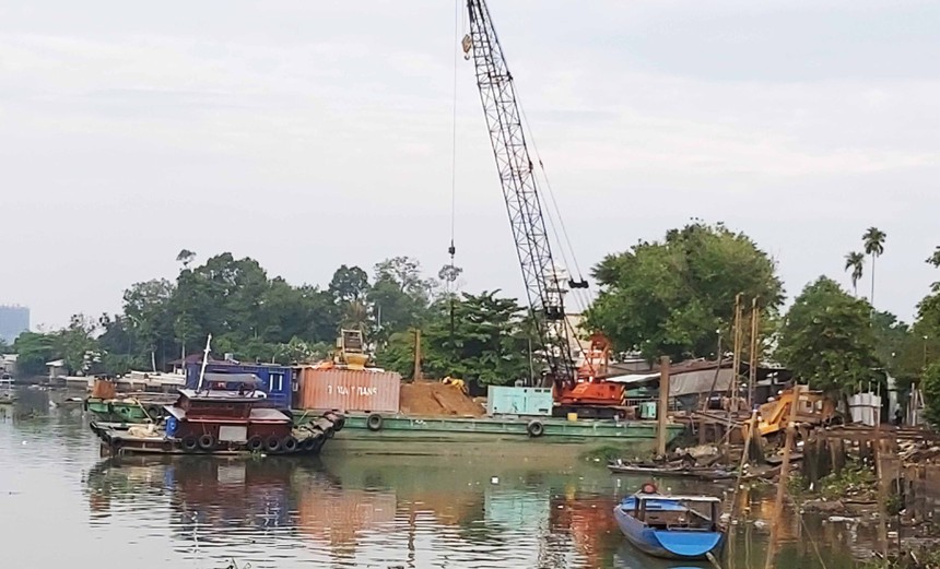 Dự án Bờ kè đường ven sông Cái (TP.Biên Hòa) giải ngân vốn Kl99ok phiên bản mới chậm vì đền bù giải phóng mặt bằng. Ảnh; Ngọc Tuấn