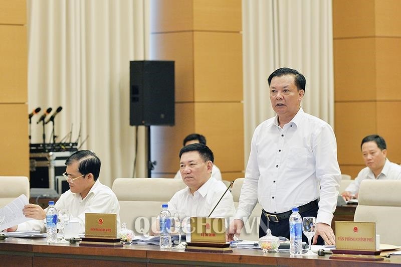 Bộ trưởng Đinh Tiến Dũng giải trình quyết toán ngân sách 99Kl99 trực tiếp đá gà năm 2018 tại Ủy ban Thường vụ Quôc hội