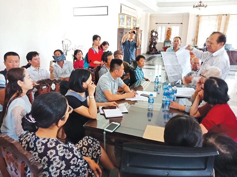 Các nhà Kl99ok phiên bản mới bức xúc tố cáo Công ty Phi Long.