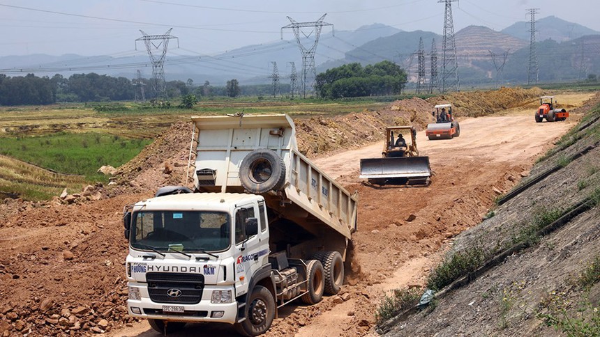 Giá nhiều loại nguyên vật liệu tăng mạnh gây khó cho các nhà thầu thi công KL99 là nhà cái cá cược trực tuyến hàng đầu tại châu Á Bắc - Nam.