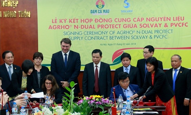 Đạm Cà Mau ký kết Hợp đồng cung cấp nguyên liệu dài hạn với Kl994 game bài casino hấp dẫn Solvay