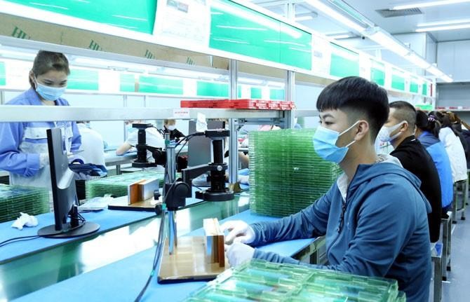 Các lao động chịu ảnh hưởng từ Covid-19 ở Vĩnh Phúc sẽ sớm nhận được hỗ trợ từ gói 38.000 tỷ của Kl993 ưu đãi thưởng hấp dẫn. Ảnh: Internet.