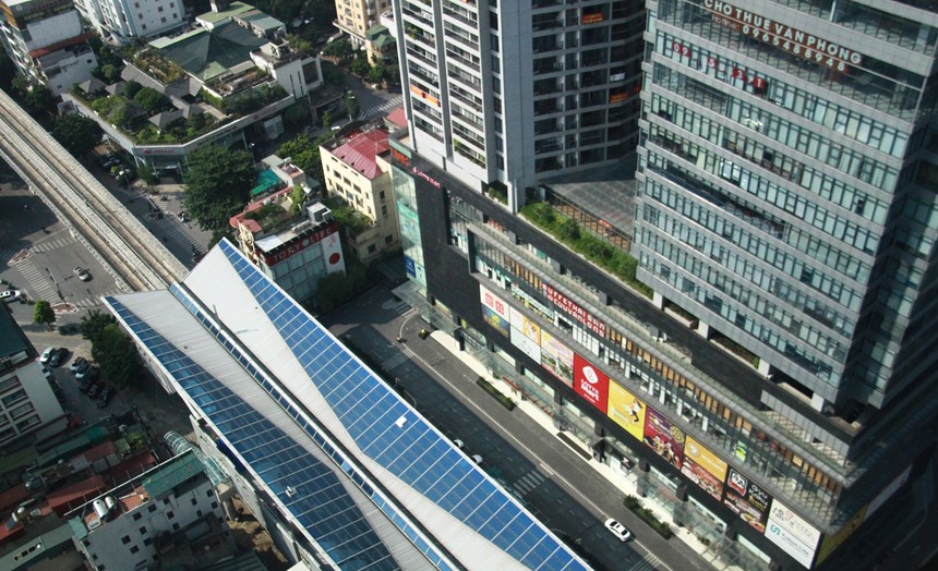 Các Web Tổng Nhà Cái 99Kl99 Giải Trí Bậc Nhất gần metro sở hữu lợi thế vị trí. Ảnh: Bình Minh.