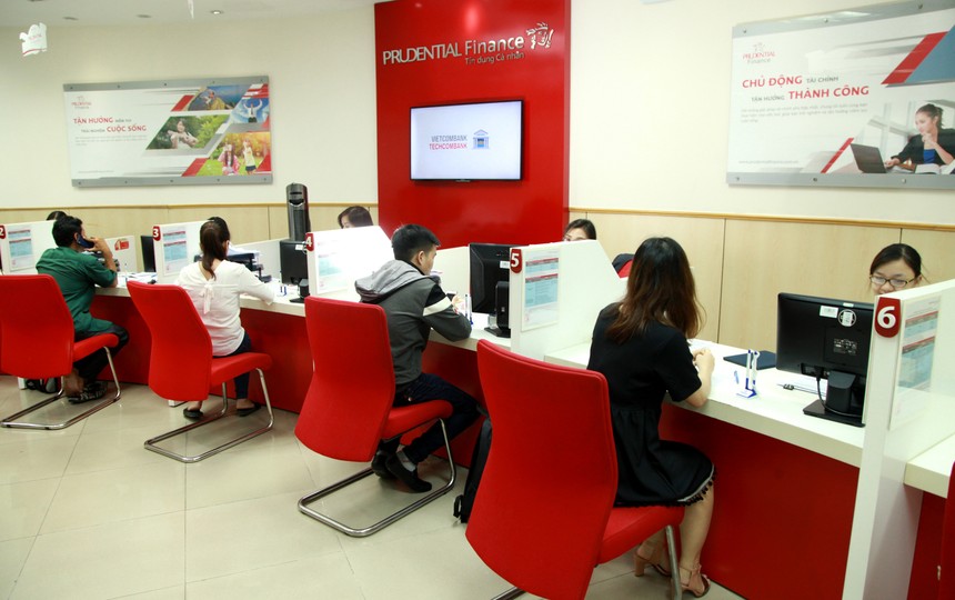 Vay tín chấp tại Công ty Kl991.com nạp rút nhanh Prudential Việt Nam được nhận quà
