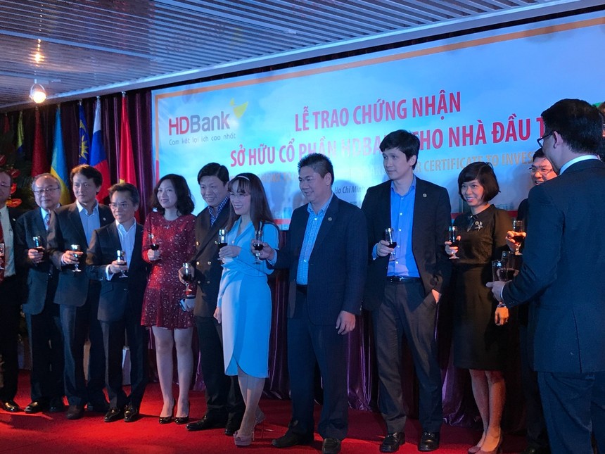 HDBank bán 21,5% vốn cho 76 nhà Kl99ok phiên bản mới nước ngoài