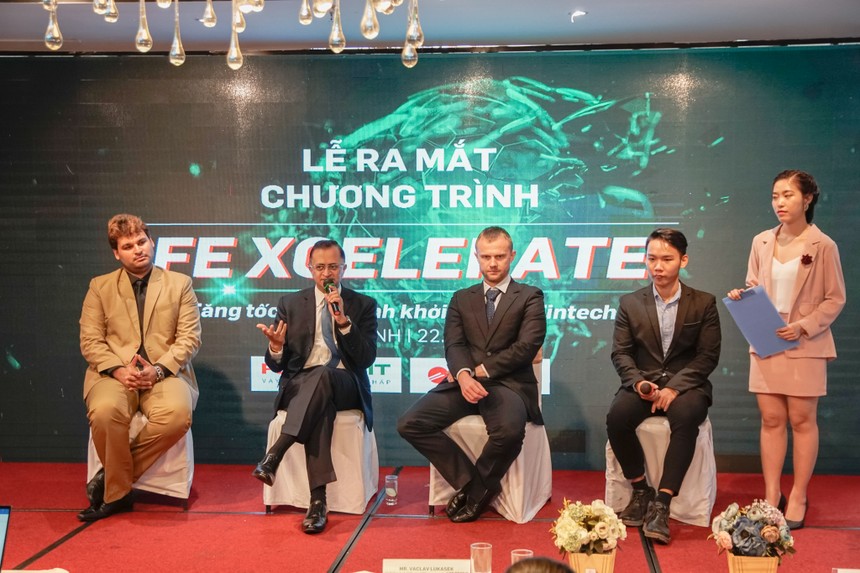 FE Credit tạo cơ hội Kl99ok phiên bản mới cho các Startups trong lĩnh vực Fintech 