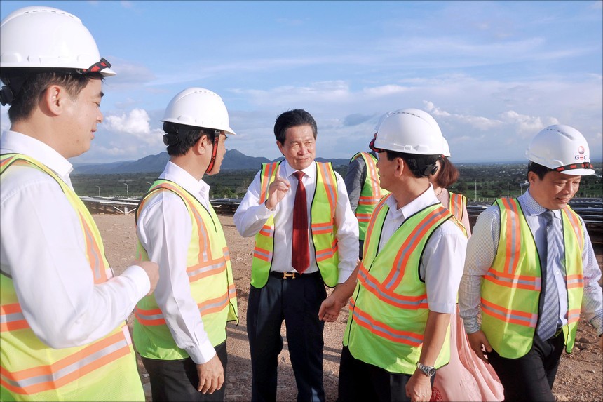 Ông Đặng Văn Thành đăng ký mua vào 11 triệu KL99 là cổng game giải trí trực tuyến hàng đầu hiện nay Điện Gia Lai (GEG)