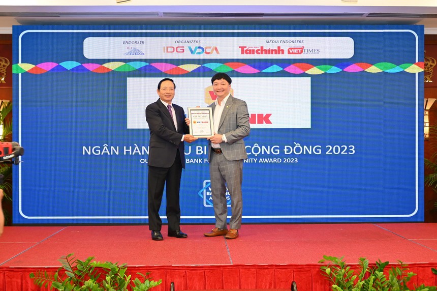 Vietbank nhận giải "Link Vào Nhà Cái KL99 COM Tặng +199k tiêu biểu vì cộng đồng"
