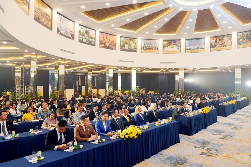 Toàn cảnh buổi họp báo Lễ hội Trà quốc tế 2025.