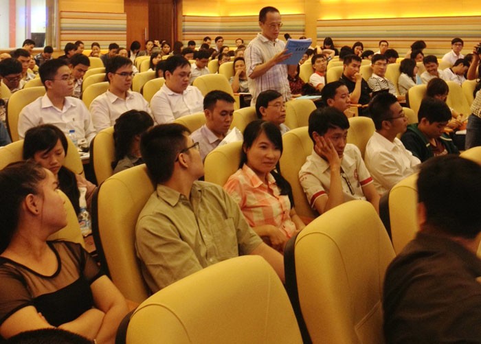 Các Trang Chủ KL99Com Số 1 Link Đăng Ký KL999 chất vấn Ban lãnh đạo và điều hành tại ĐHCĐ