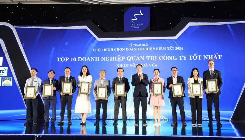 Top 10 Kl991.com World Cup 2026 Chính Thức được vinh danh Quản trị công ty tốt nhất thuộc nhóm vốn hóa lớn 