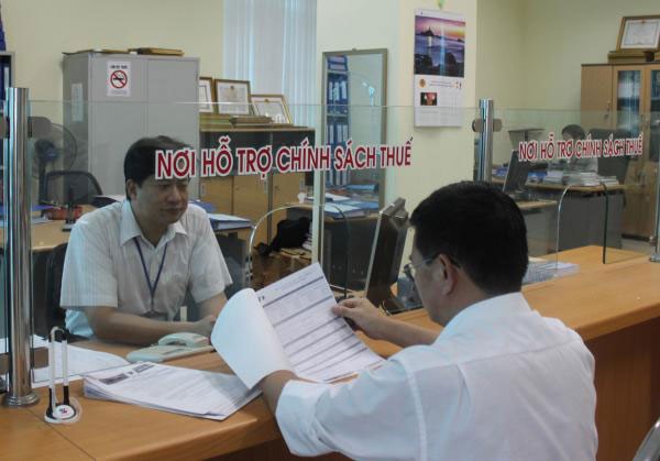 Song song với công tác cải cách TTHC, ngành Thuế sẽ có biện pháp mạnh để xử lý trường hợp cố tình trây ỳ tiền thuế của 99Kl99 trực tiếp đá gà.  Ảnh: Thu Hằng