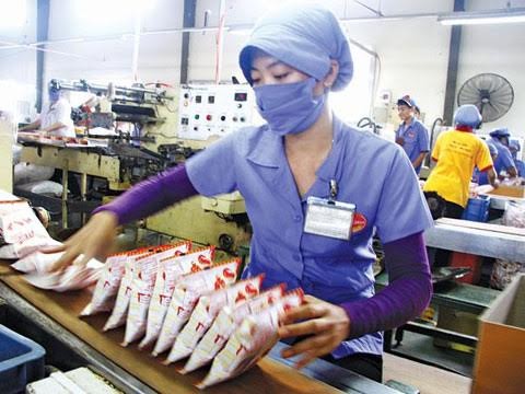 Dây truyền Kl994 nhà cái bóng đá world cup mì ăn liền Miliket, 30 năm vẫn gắn với 2 con tôm in trên gói giấy.