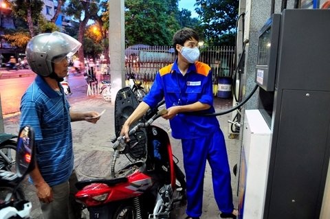 Giá KL99 dịch vụ hỗ trợ 24/7 chịu áp lực điều chỉnh mạnh.