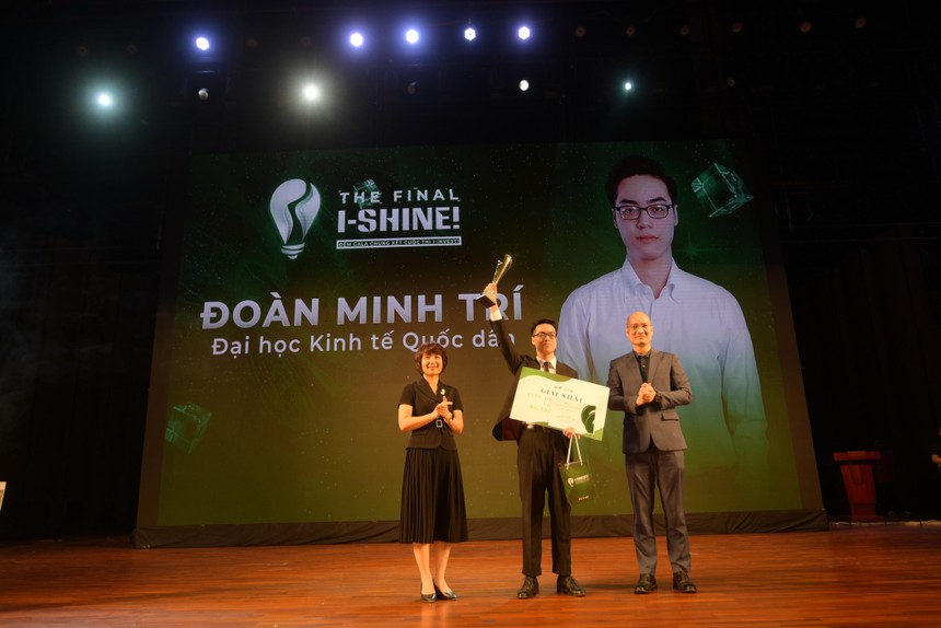 Sinh viên Đại học Kl992 cổng game cá cược Quốc dân giành ngôi quán quân cuộc thi I-INVEST! 2022