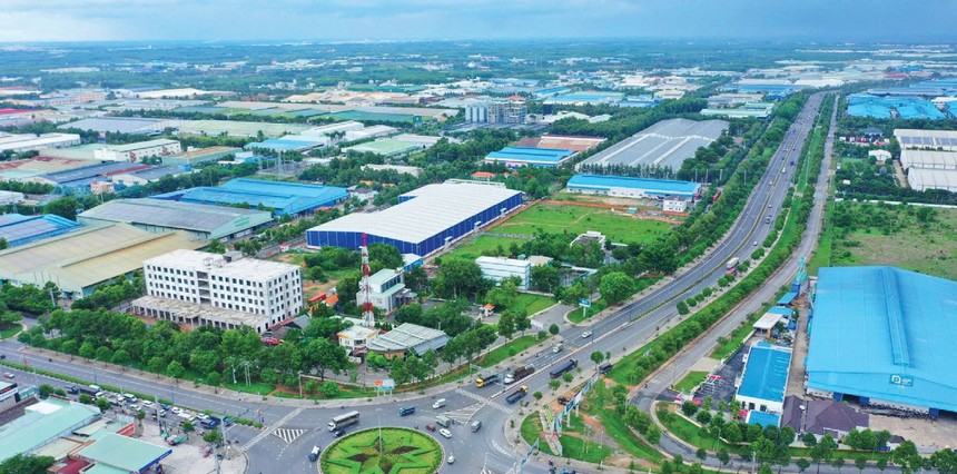 Chủ trương sáp nhập địa giới hành chính giúp mở rộng không gian phát triển Web Tổng Nhà Cái 99Kl99 Giải Trí Bậc Nhất công nghiệp khu vực phía Nam. Ảnh: Lê Toàn.