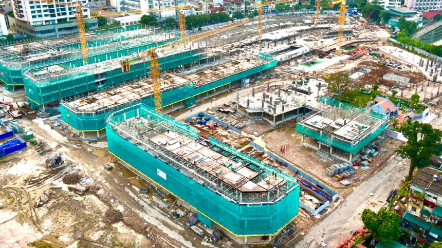 Một dự án Web Tổng Nhà Cái 99Kl99 Giải Trí Bậc Nhất đang được triển khai tại nội thành Hà Nội. Ảnh: Thanh Vũ.